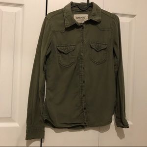 Green button down